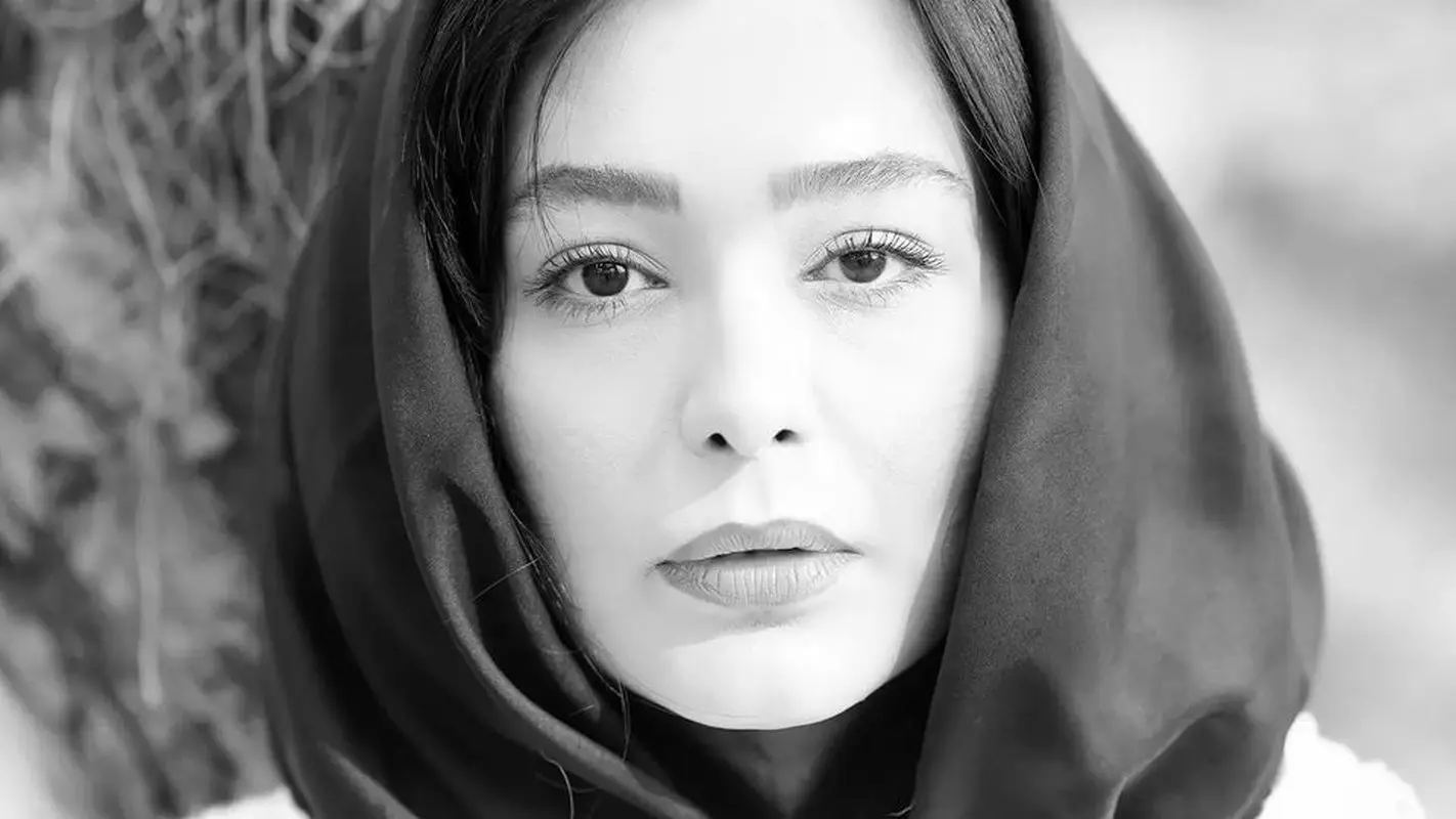 سانیا سالاری بدون میکاپ؛ دلبری با چهرهی طبیعی و خدادادی!