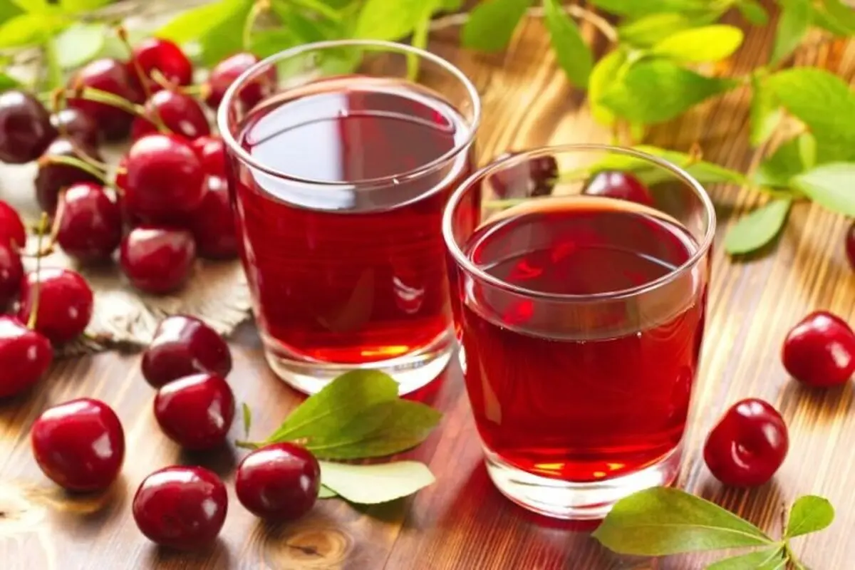 طرز تهیه شربت آلبالو خانگی خوشمزه و خوشرنگ
