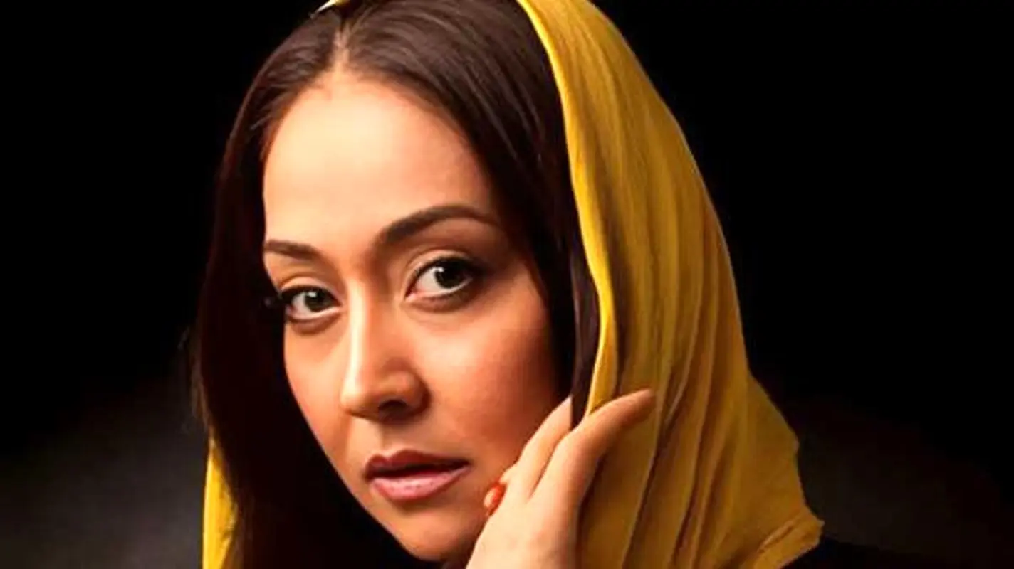 وقتی فهمیدم فرزندخوانده‌ام هستم، دنیا رو سرم خراب شد!+ عکس نامادری خانم بازیگر جوان 