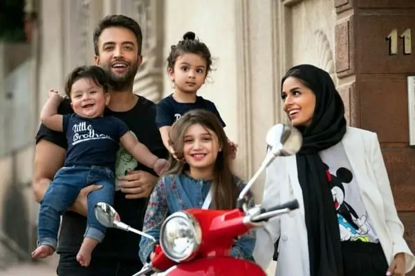 تصاویر فوق‌العاده از دختر زیبای خواننده مشهور ایرانی ؛ در فقدان مادرش بزرگ شد