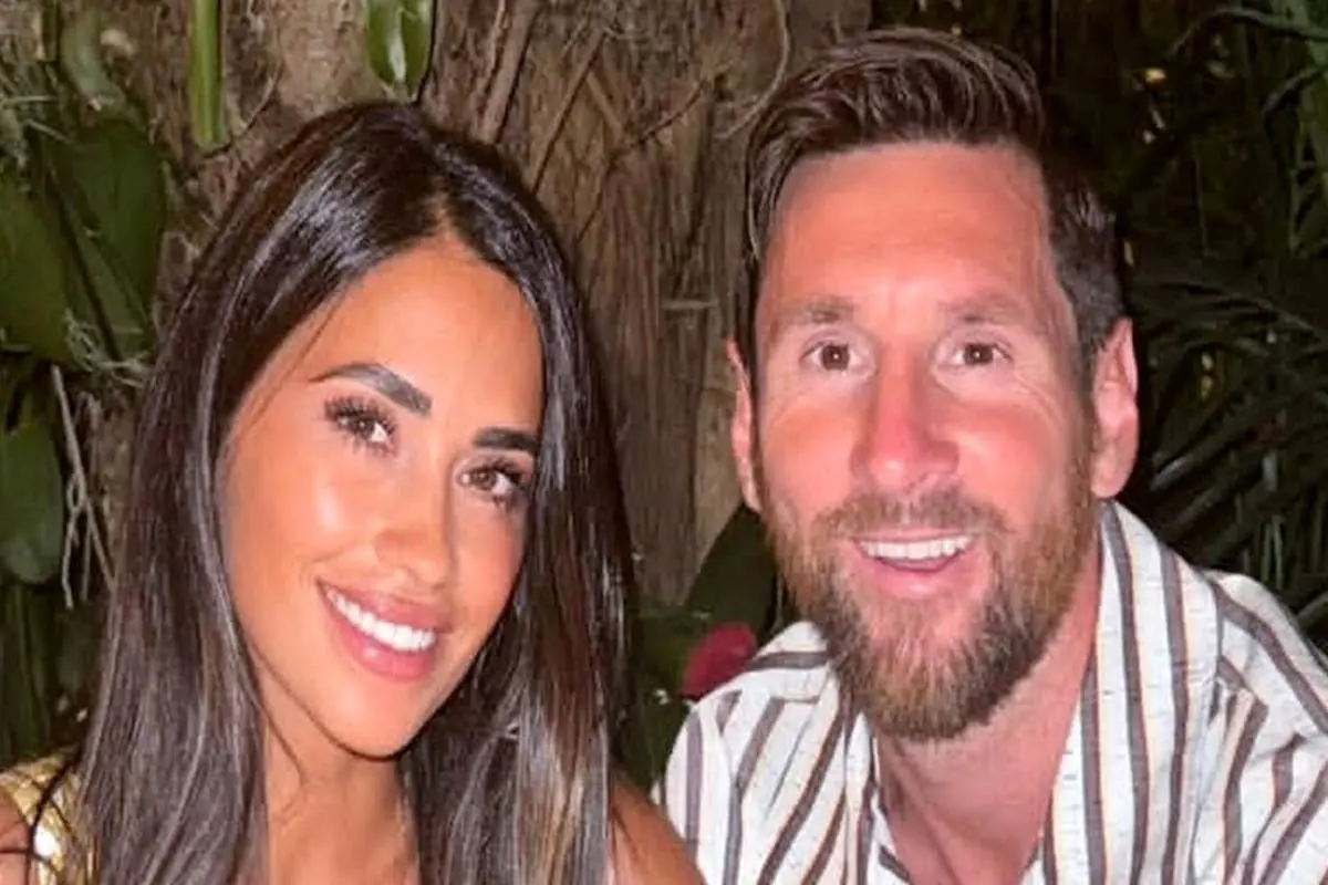 چگونه آنتونلا روکوزو، همسر لیونل مسی، به ستاره دنیای مد تبدیل شد؟