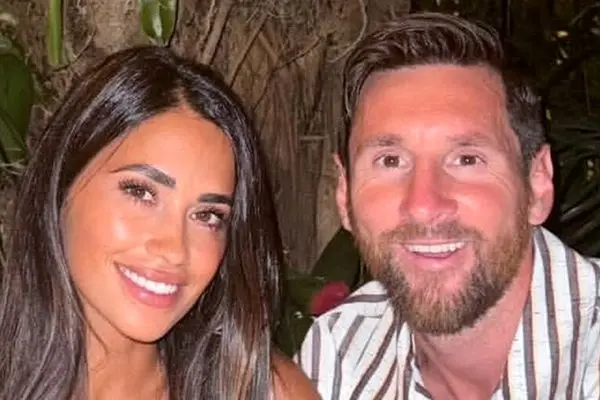 چگونه آنتونلا روکوزو، همسر لیونل مسی، به ستاره دنیای مد تبدیل شد؟