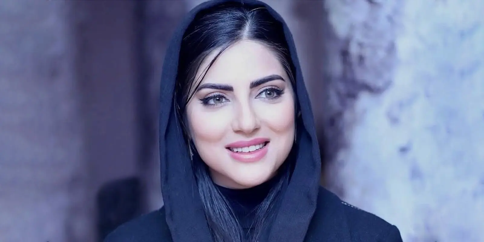 لاکچری‌ترین چیدمان خانه هلیا امامی؛ ترکیب مبلمان میلیاردی با رنگ‌های ایرانی پسند!
