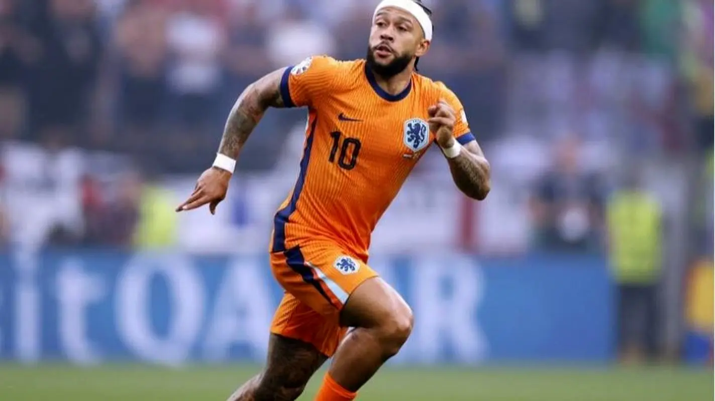 جنجال یک زن باردار برای ستاره فوتبال