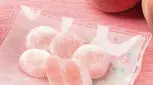 آموزش مرحله به مرحله درست کردن موچی هلو؛ یک شیرینی خوشمزه و لطیف