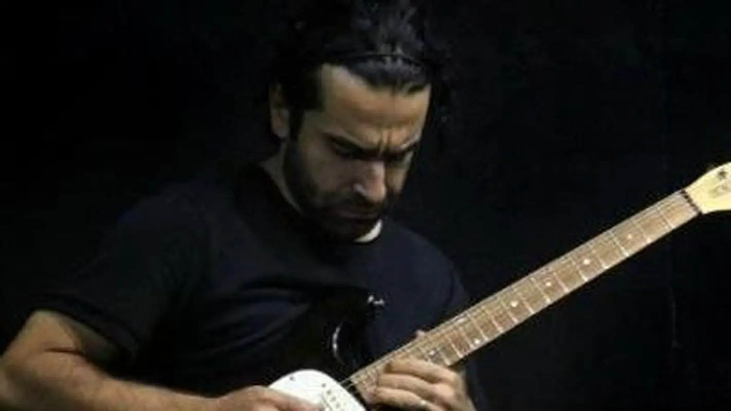 حادثه ناگهانی در ماه عسل کیارش اعتمادی؛ پرواز از دست رفت!