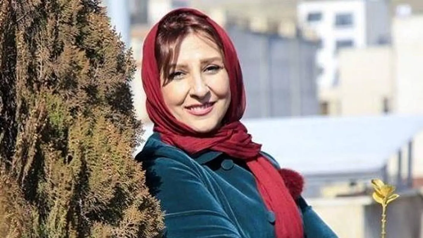 عکس های دیده نشده از مرجانه گلچین در غم دوری از مادر مهربانش