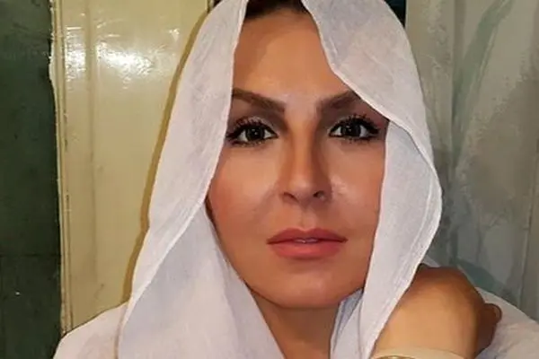 تیپ خیره‌کننده آزیتا ترکاشوند در تولد دوستش!