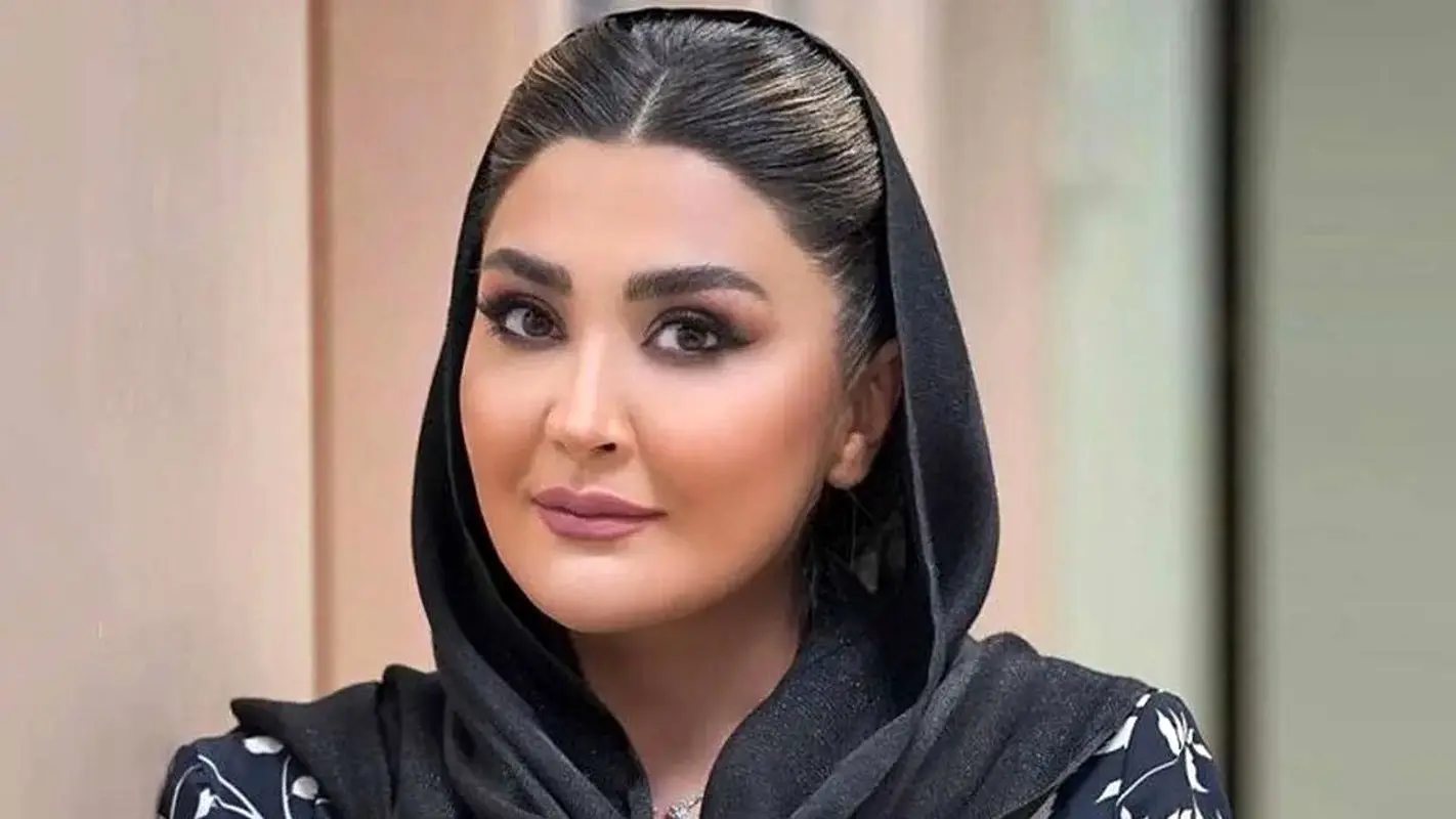 نگاهی به استایل متفاوت مریم معصومی با باکس گل خاصش + عکس