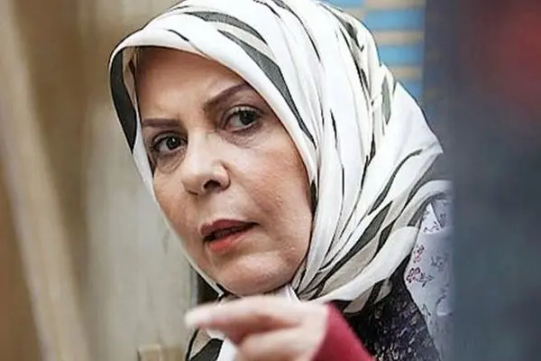 ازدواج خانم بازیگر مشهور ایرانی در 19 سالگی/ از عاشقانه های 41 ساله تا بدنیا آمدن پسری به نام طوفان !