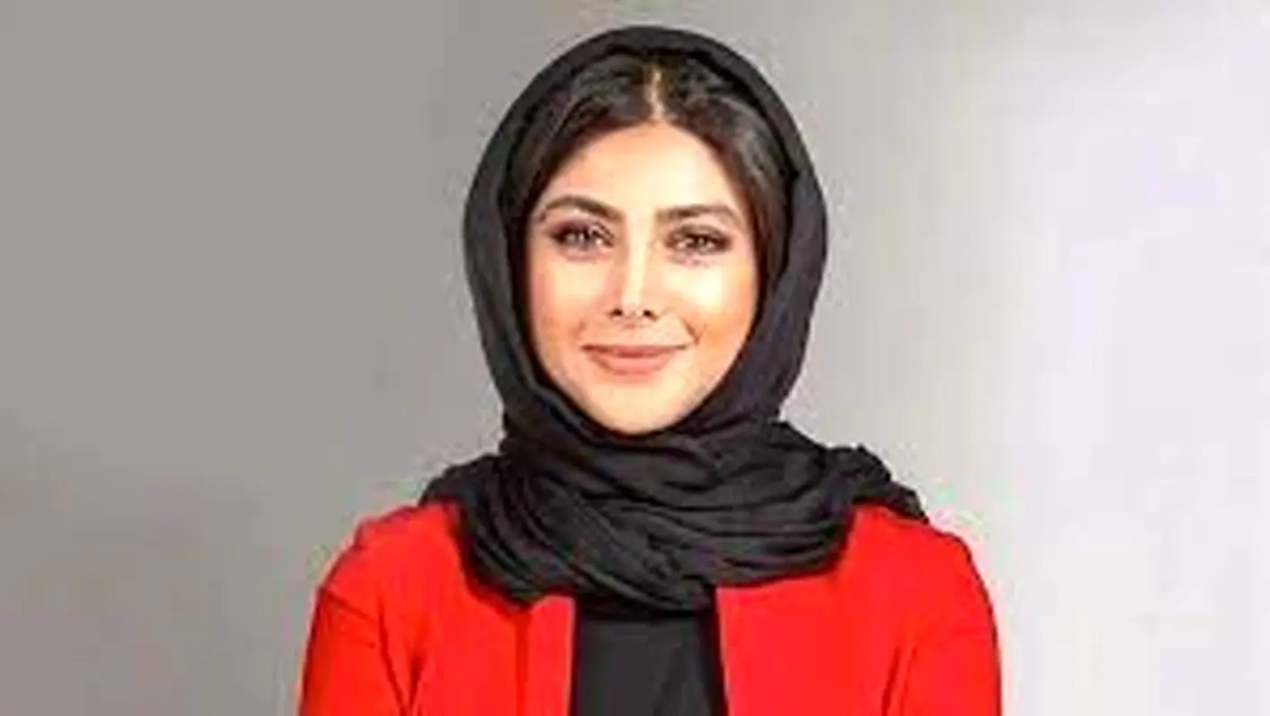 پوشش جنجالی آزاده صمدی در سووشون / این زن همه جوره زیباست 