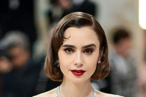 استایل جدید «امیلی در پاریس» را ببینید