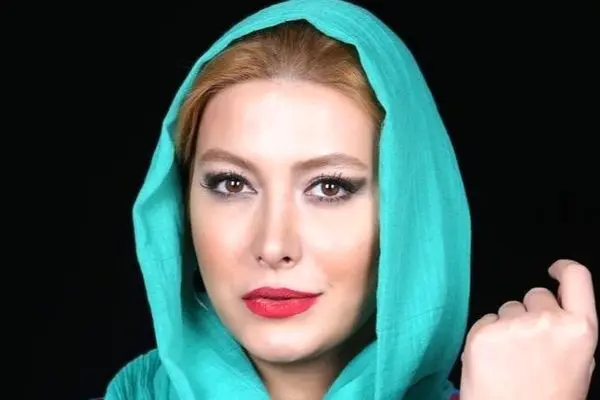 مانتوی گنجشکی فریبا نادری؛ راز جذابیت استایل مونوکروم او چیست؟ 