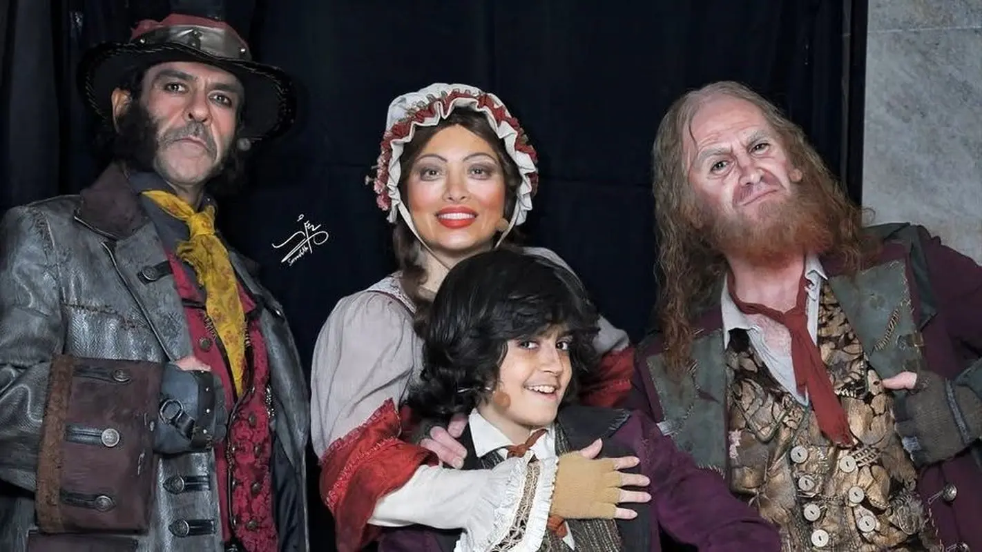 جذاب‌ترین تیپ بهنوش طباطبایی در کنار هوتن شکیبا و سیامک انصاری