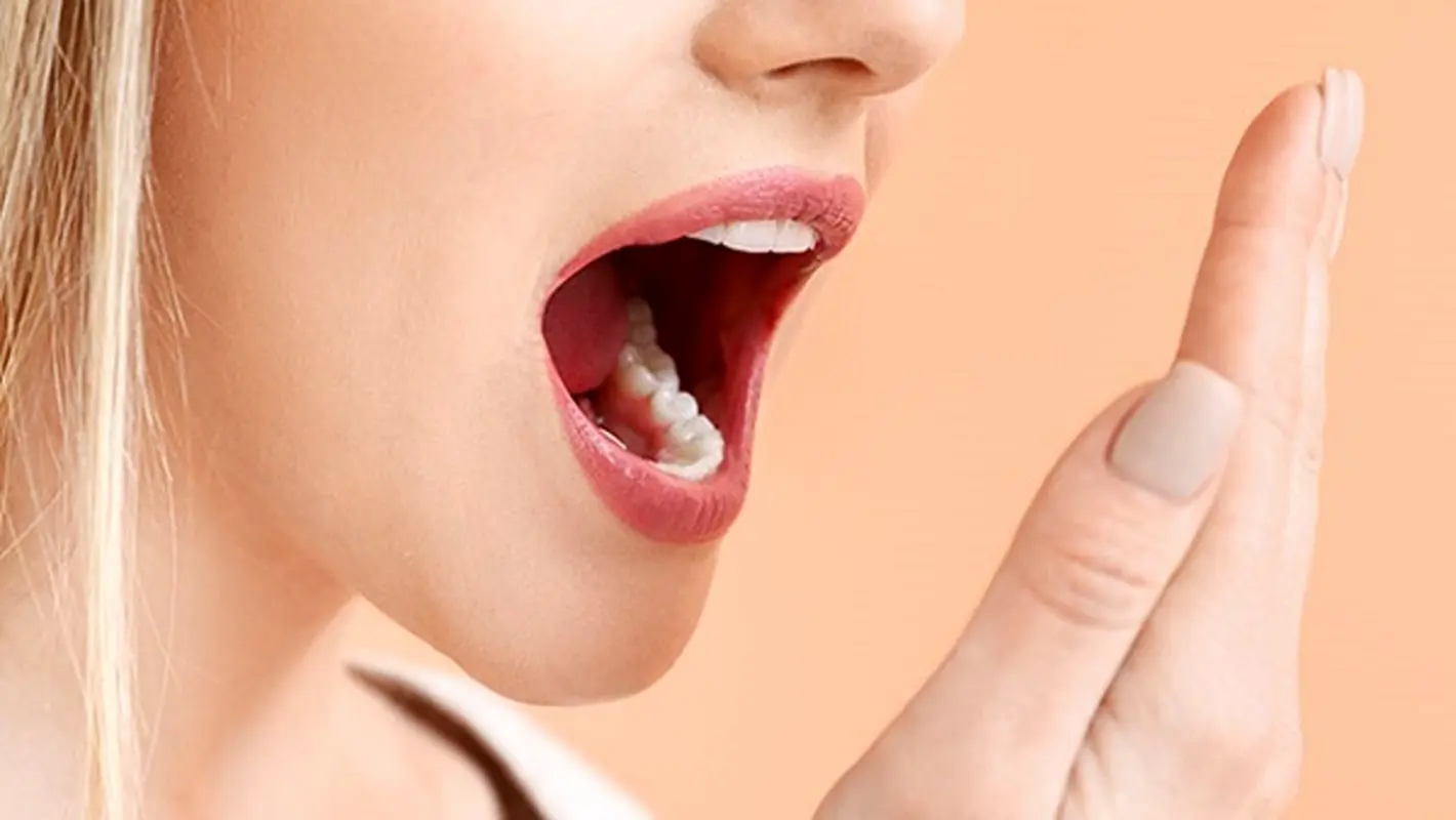 6 راهکار عالی برای از بین بردن بوی بد دهان