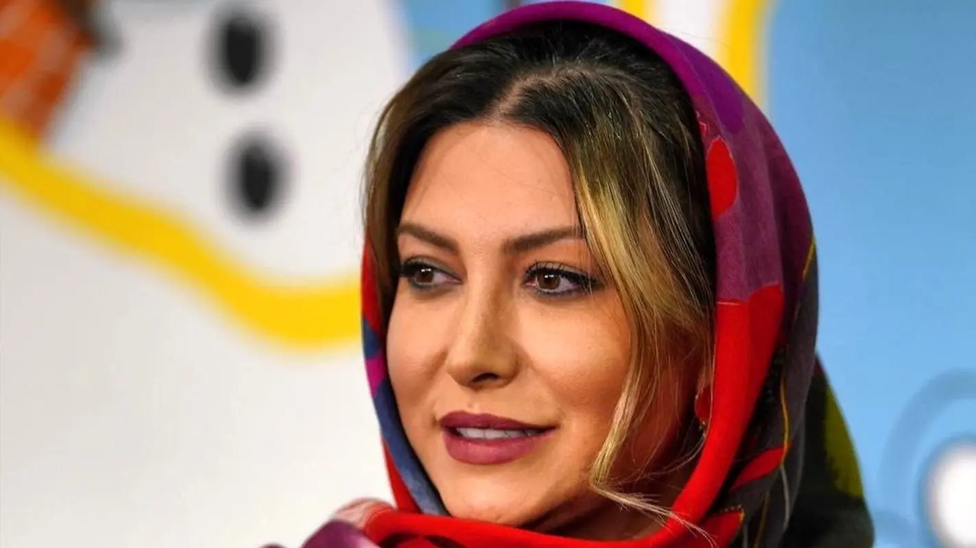 تصویر جذاب فریبا نادری با استایلی متفاوت