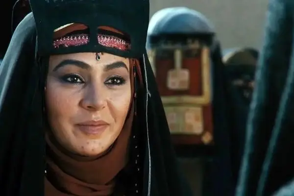 30 سال پیش؛ «ماهایا پطروسیان» و «نسرین مقانلو» در کنار «ایرج قادری» در رستوران معروف دربند!