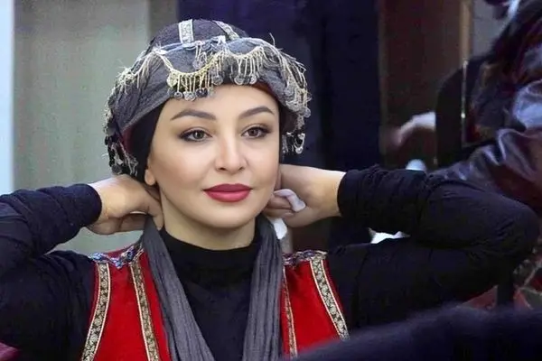 عکس کودکی مه‌لقا باقری با لباس عروس که جواد عزتی را شوکه کرد!