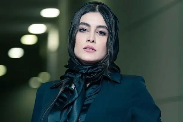 تصویری جدید از فهیمه مومنی؛ زیبایی چشمگیر او در این عکس!