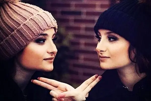 ماجرای جنجالی دوقلوهای نقی معمولی که اینترنت را بهم ریخت+ عکس 