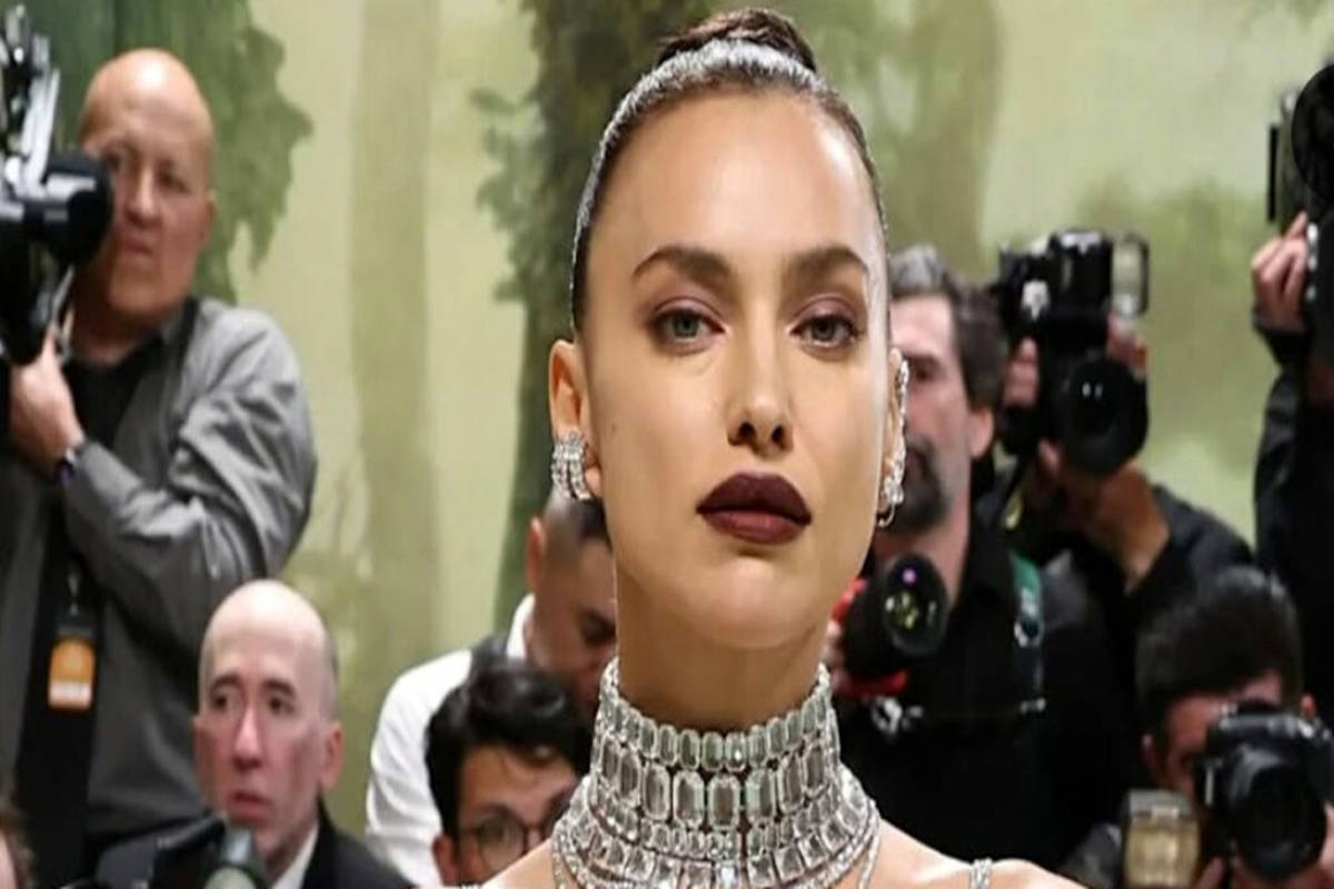 مدل زیبارو این نوع استایل عجیب را مد کرد! (عکس)
