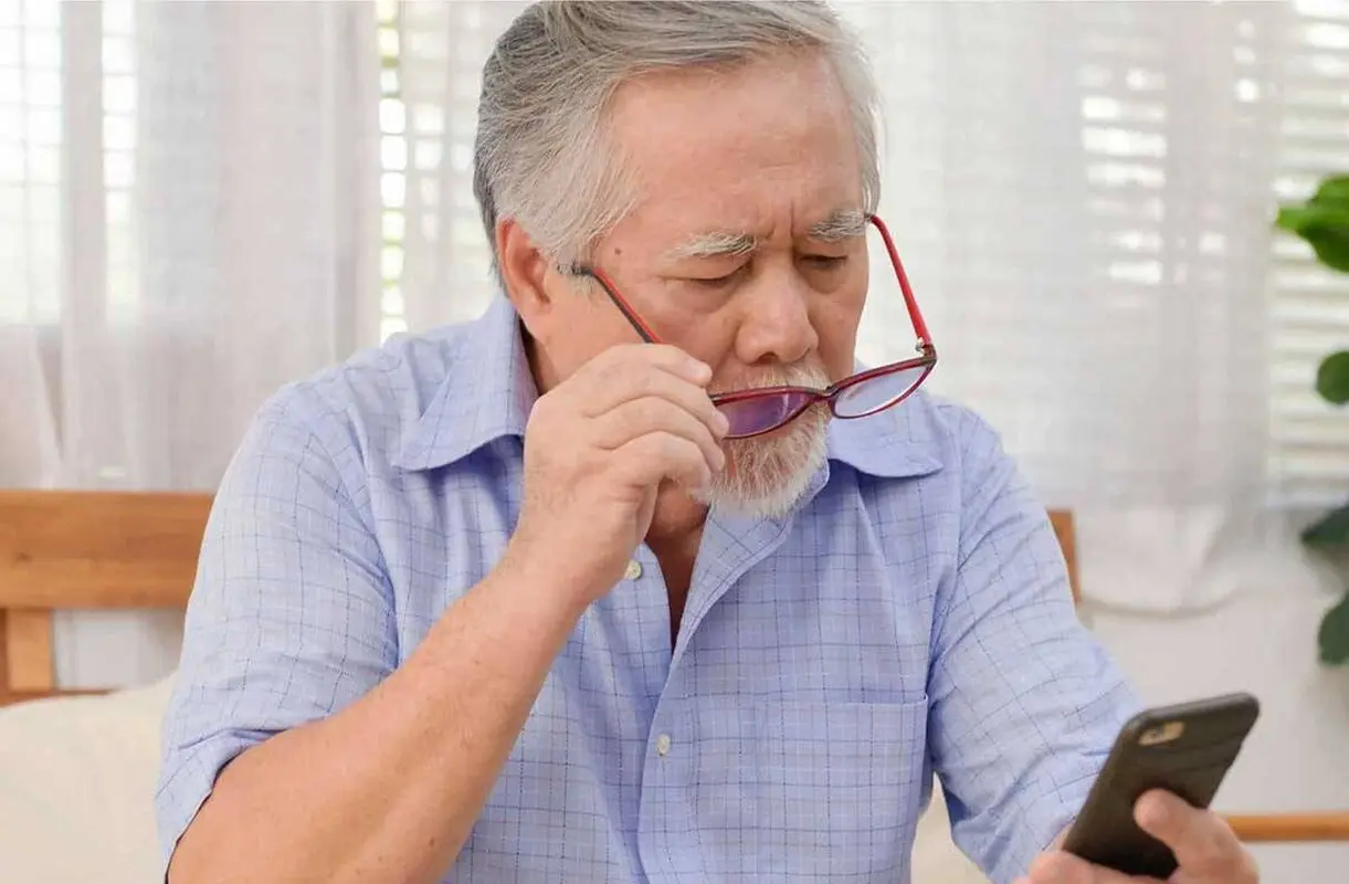 با راهکارهای ساده به جنگ پیرچشمی بروید