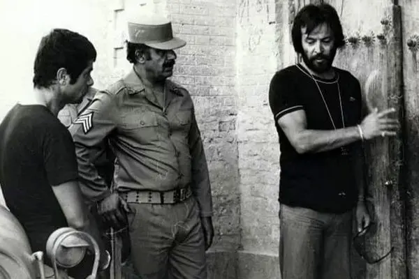 عکس نوستالژی بهروز وثوقی و ایرج قادری؛ پشت صحنه فیلم مشهور بت 49 سال پیش