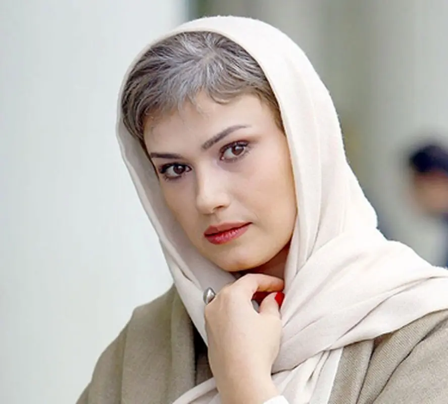 زندگی باورنکردنی لادن مستوفی / از ازدواج با مرد سن بالا تا کودکی سخت ! 