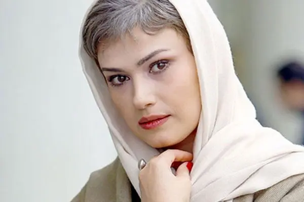 زندگی باورنکردنی لادن مستوفی / از ازدواج با مرد سن بالا تا کودکی سخت ! 