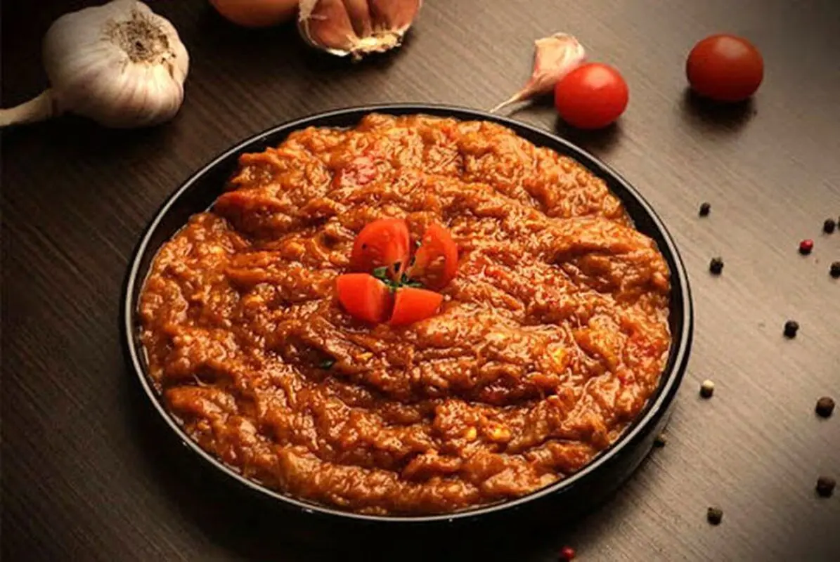طرز تهیه میرزا قاسمی حرفه‌ای خوشمزه، دستور پخت مرحله به مرحله