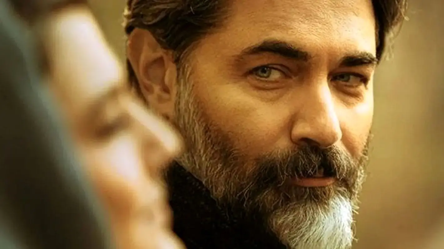 پارسا پیروزفر و سندی که زندگی‌اش را زیر و رو کرد