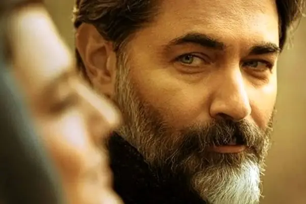 پارسا پیروزفر و سندی که زندگی‌اش را زیر و رو کرد