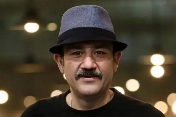 اتفاقی جذاب در خانواده مهران غفوریان؛ دختر زیبای او در کنار مادرش