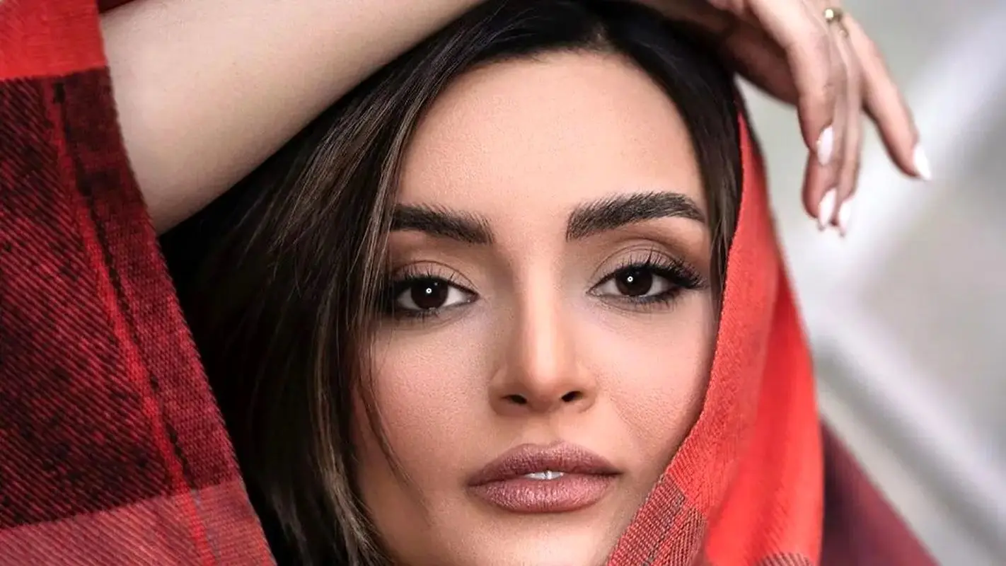 شوک به طرفداران: عکس نوزادهای دوقلوی این خانم بازیگر همچنان پنهان است!