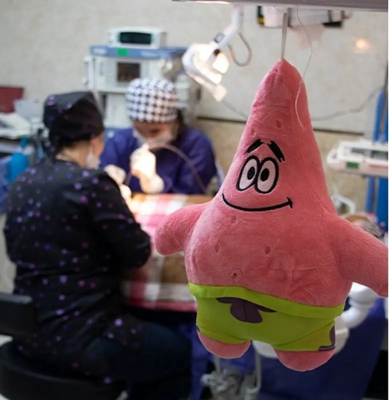 تاثیر دندانپزشکی با بیهوشی بر حافظه و تکلم کودک [+ معرفی 4 مرکز در تهران]