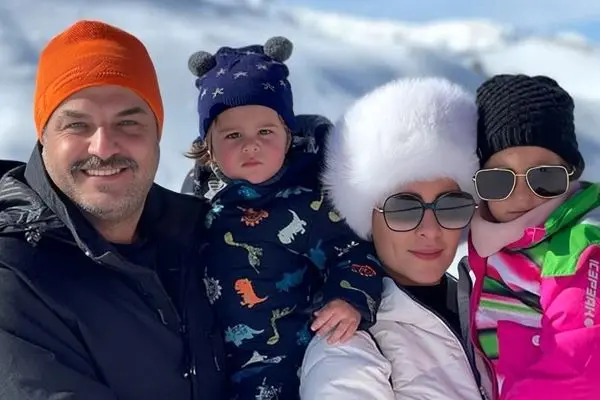 سام درخشانی قهوه خانه باز کرد / خداحافظ آقای بازیگر ! + عکس