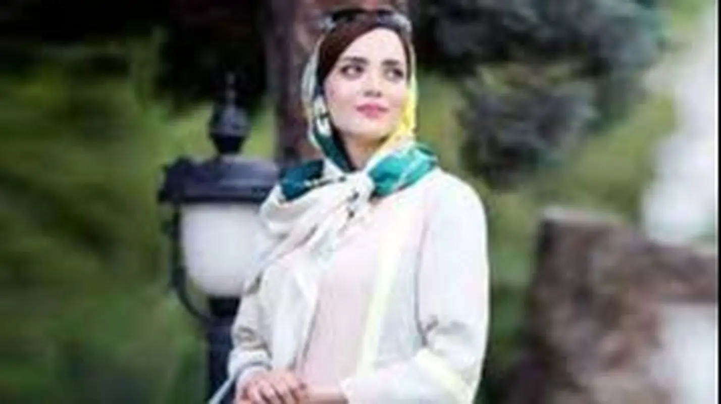 زیباترین عکس ها از بهنوش طباطبایی با استایل های مختلف / روز به روز جوانتر!