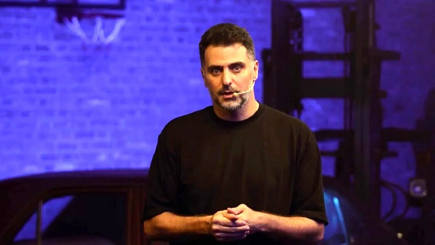 ممنوع‌الکار شدن علی ضیا؛ تهیه‌کننده برنامه گنگ به دردسر افتاد!