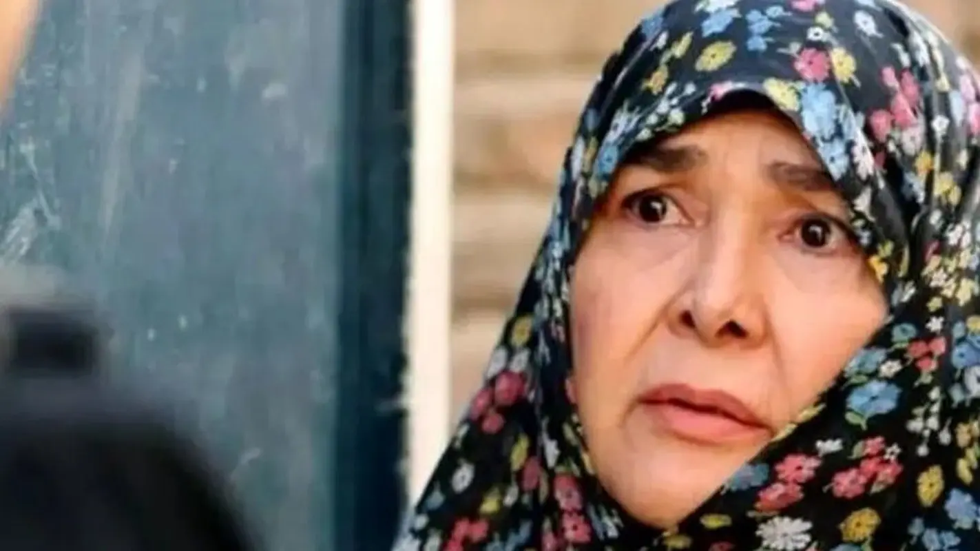 چهره حیرت‌انگیز آفرین عبیسی در دوران جوانی؛ بازگشتی به سال 1349