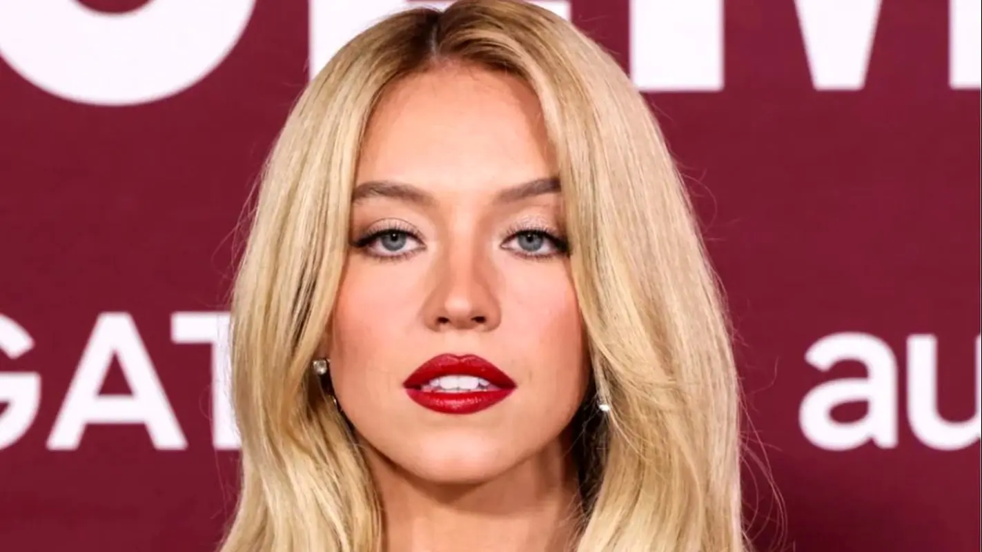 اعترافات جنجالی سیدنی سوئینی درباره زیبایی و فریب هالیوود