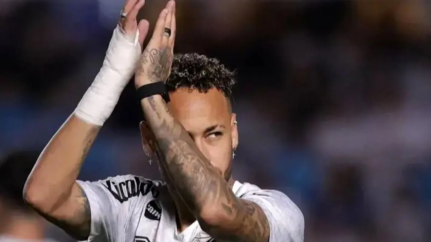 باورتان نمی شود که نیمار این کار چندش را انجام می دهد!