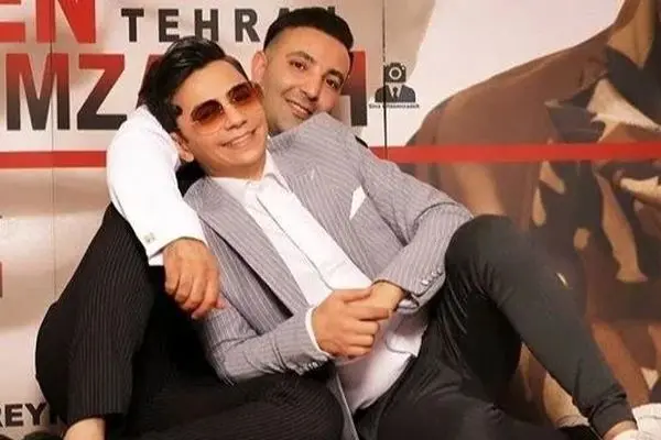 عکسی خاطره انگیز از محسن ابراهیم زاده در آغوش مادرش