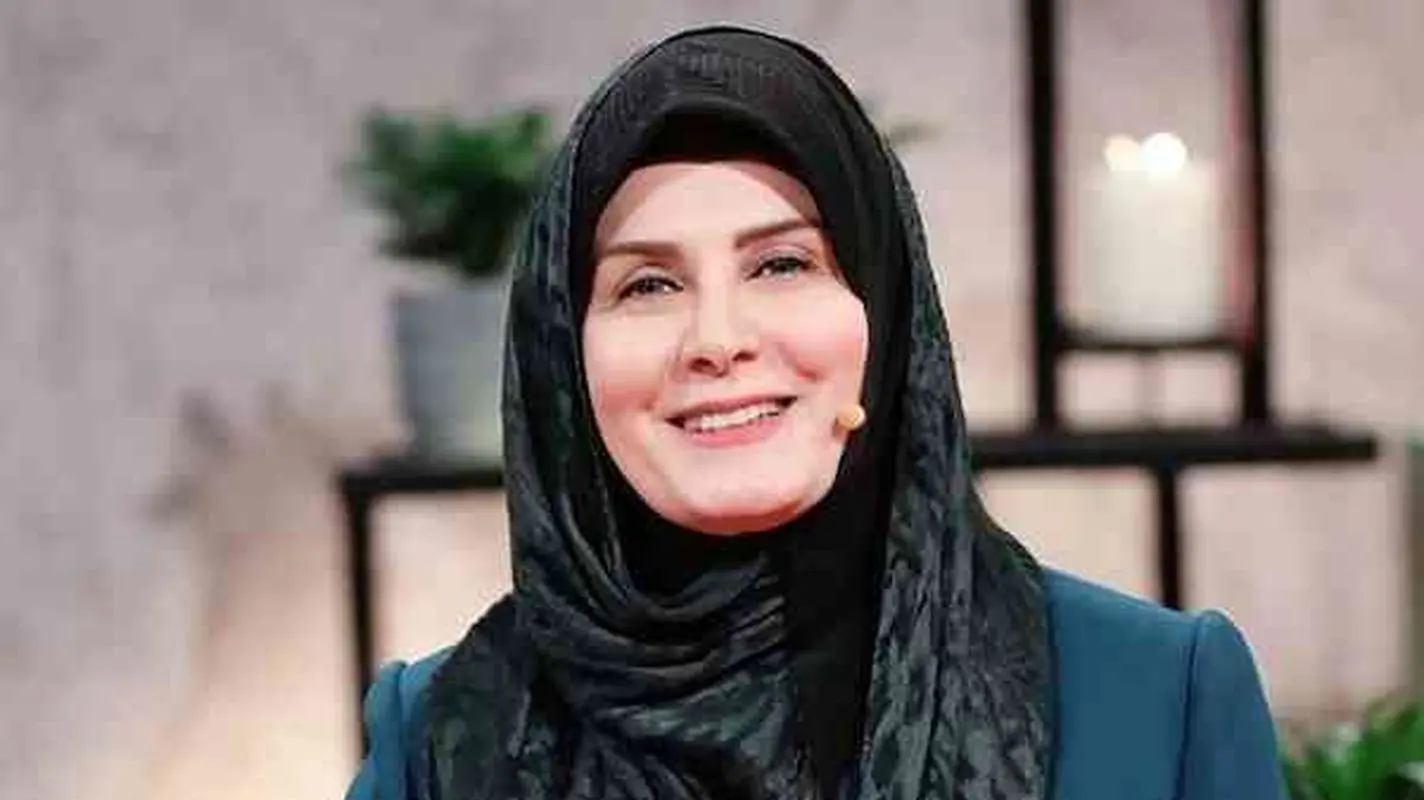 عکس زیرخاکی از گیتی خامنه و پدرش / خانم مجری در قاب دهه 60 !