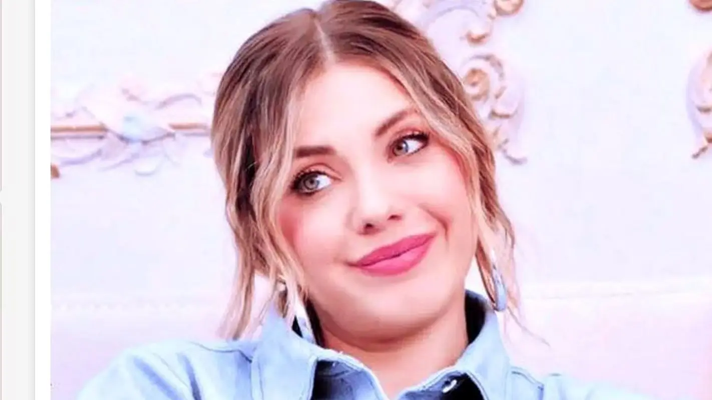 شلوار خاص این سلبریتی محبوب و زیبا (عکس)