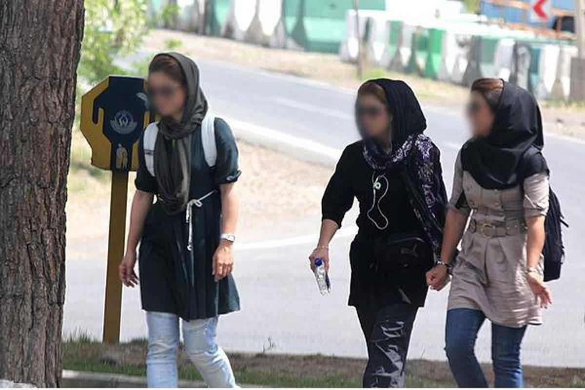 اگر دختر نوجوان دارید مراقب باشید/ آمار نگران‌کننده مصرف سیگار در میان دختران