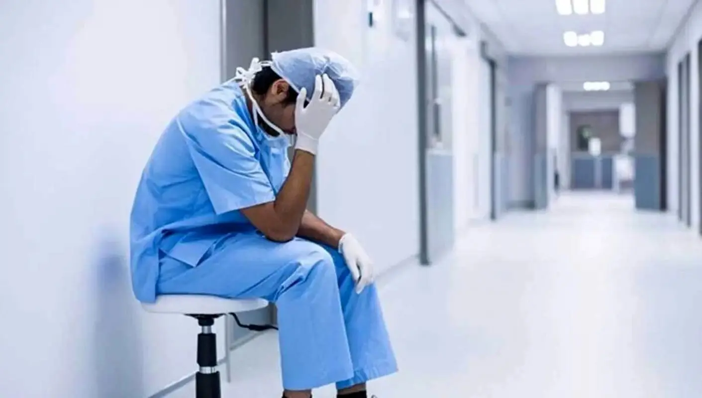 قانون با دکترهای قلابی چه می‌کند؟!