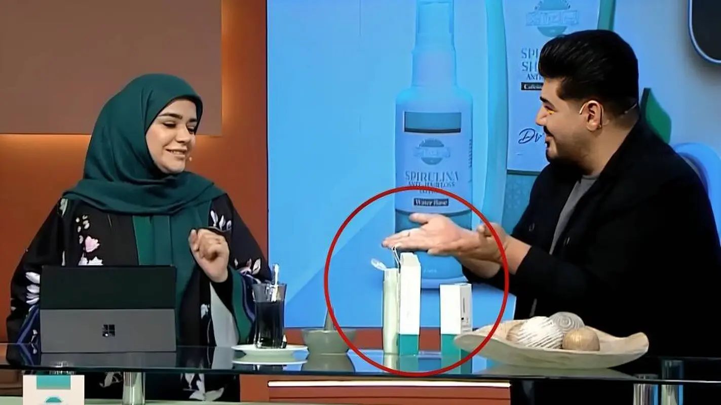 حرکت عجیب مجری تلویزیون روی آنتن زنده صداوسیما!