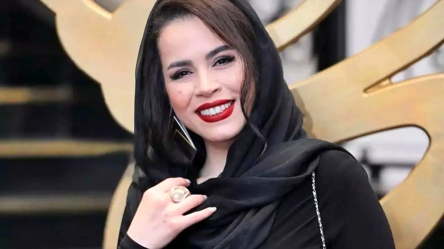 عکس های کودکی ملیکا شریفی نیا تپل و بامزه/ راز های زندگی بازیگری که یک شبه لاغر شد !