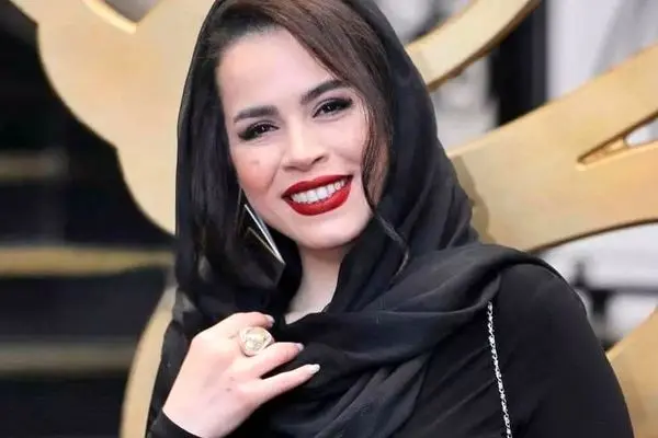 عکس های کودکی ملیکا شریفی نیا تپل و بامزه/ راز های زندگی بازیگری که یک شبه لاغر شد !