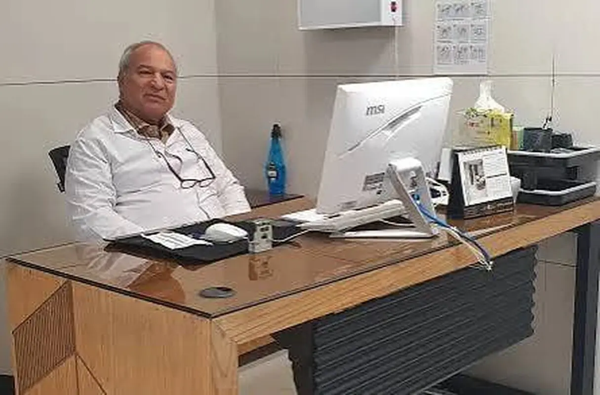 دفع سنگ کلیه ۱۰ میلیمتری و دفع فوری سنگ مثانه؛ نکات انتخاب بهترین دکتر اورولوژی مشهد